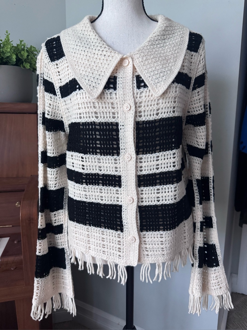 Open Knit Fringe Striped Cardigan 
Sweater M Peter Pan Collar Black Cream Boho